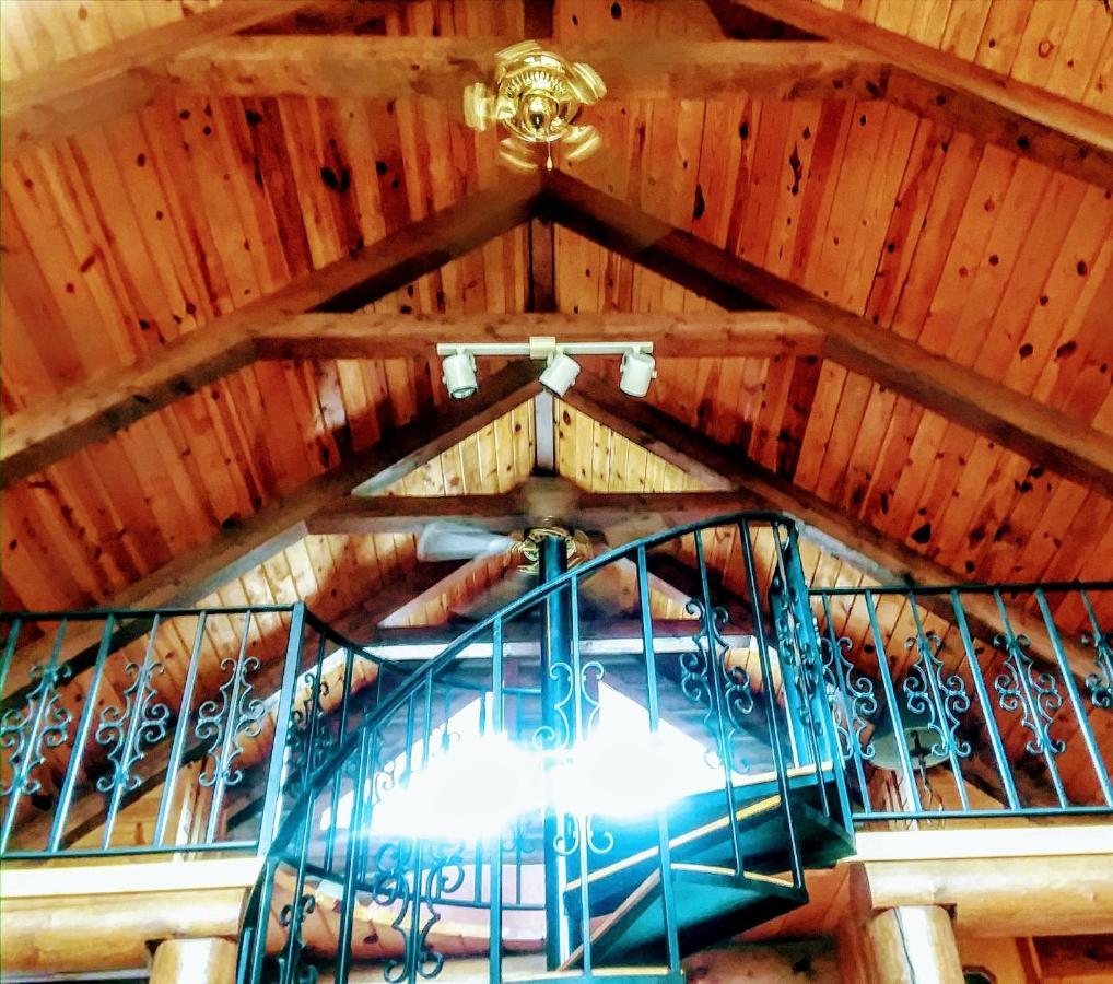 Cherokee Mountain Log Cabins Eureka Springs Extérieur photo