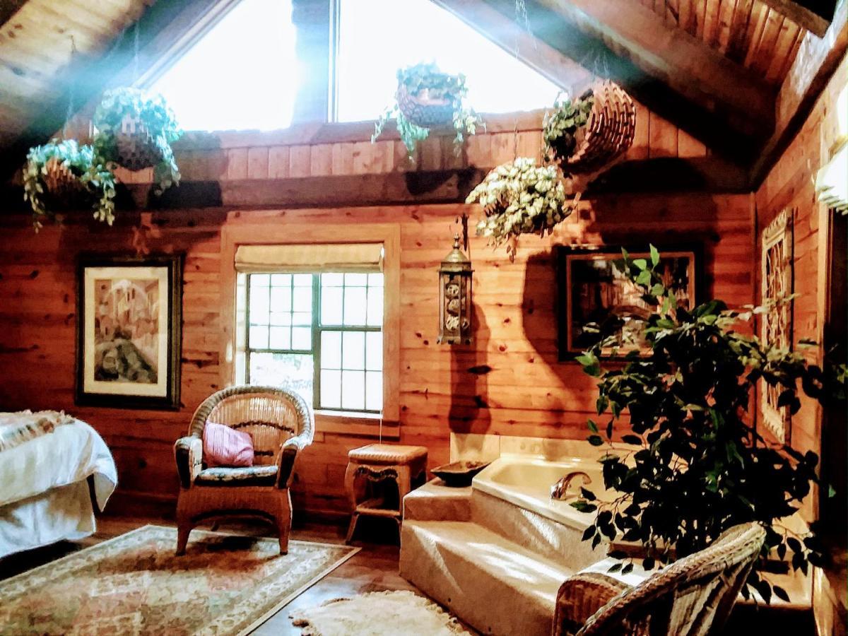 Cherokee Mountain Log Cabins Eureka Springs Extérieur photo