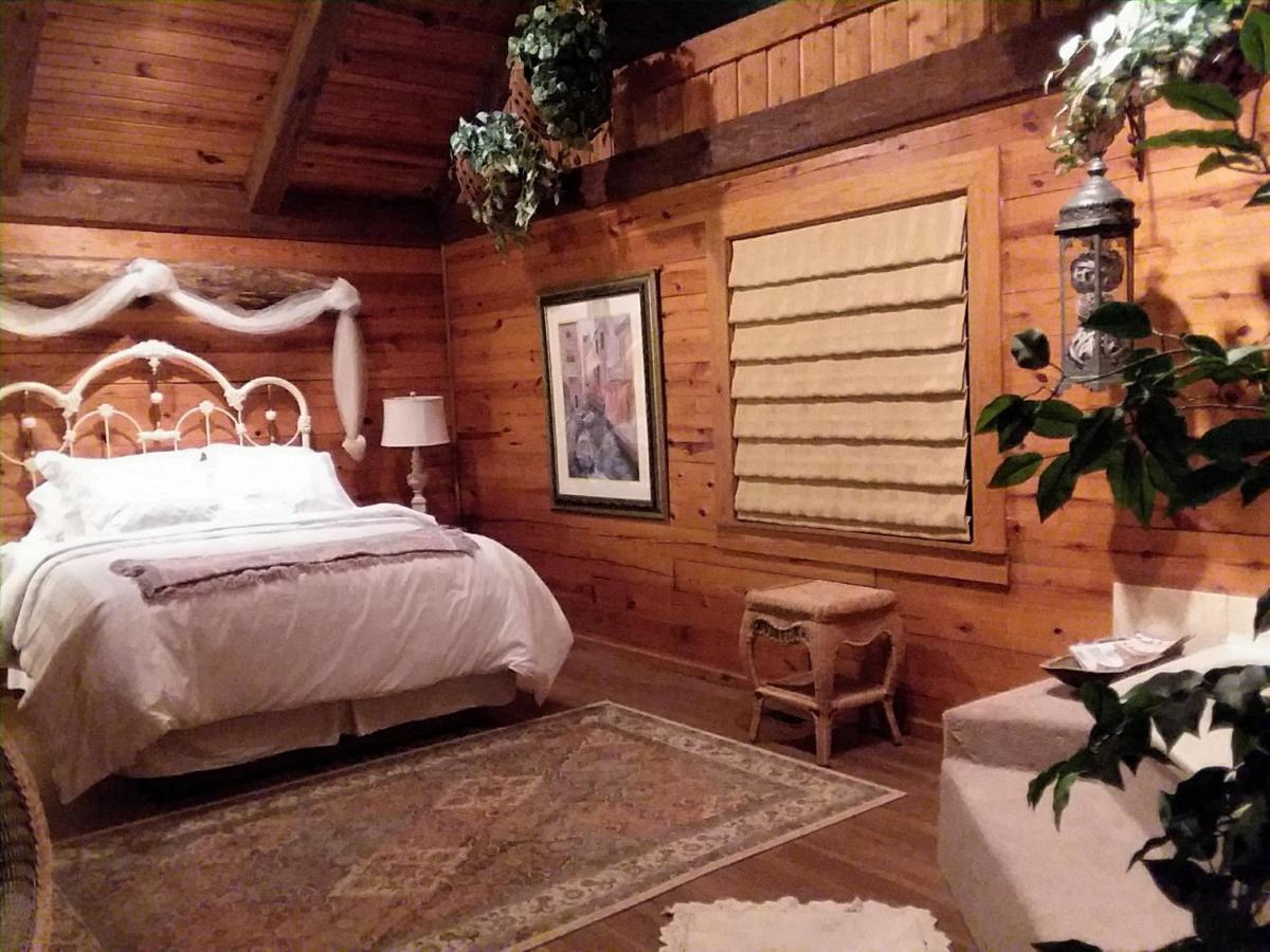 Cherokee Mountain Log Cabins Eureka Springs Extérieur photo