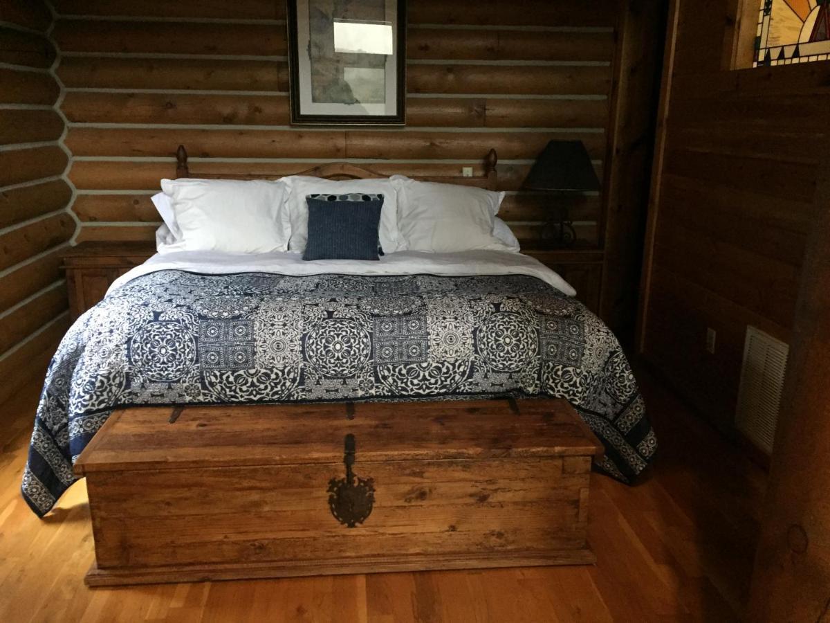 Cherokee Mountain Log Cabins Eureka Springs Extérieur photo